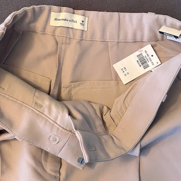 NWT Abercrombie Sloane Tailored Short - Picture 3 of 3